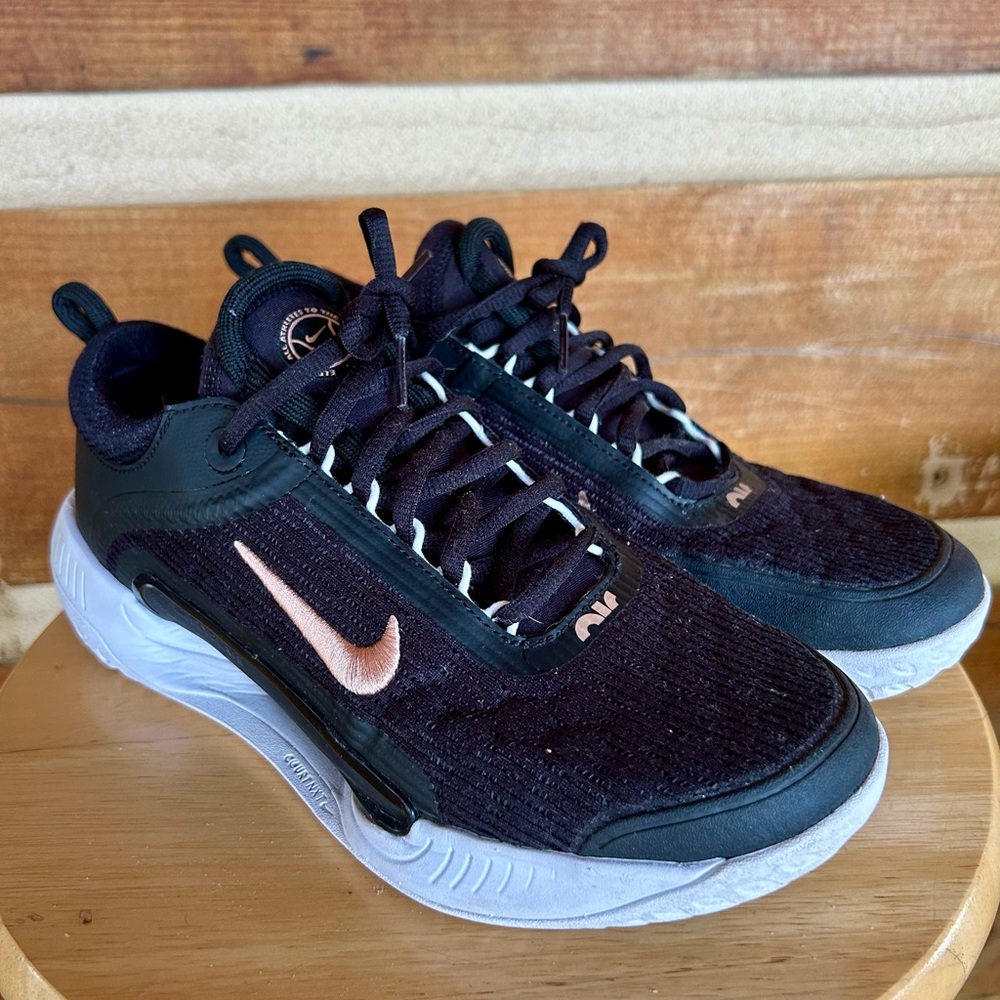 NikeCourt Zoom NXT
